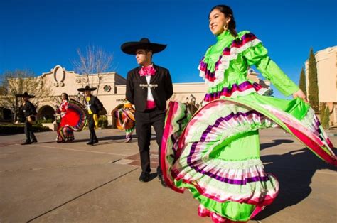 zapateado dance origin: The zapateado is not only a physical expression of passion but also a reflection of the social and cultural dynamics of its time.